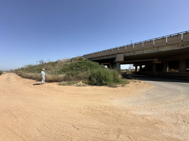 MC demanda la construcción de una conexión de la autovía A-30 con la carretera de La Aparecida  La Asomada - 1, Foto 1