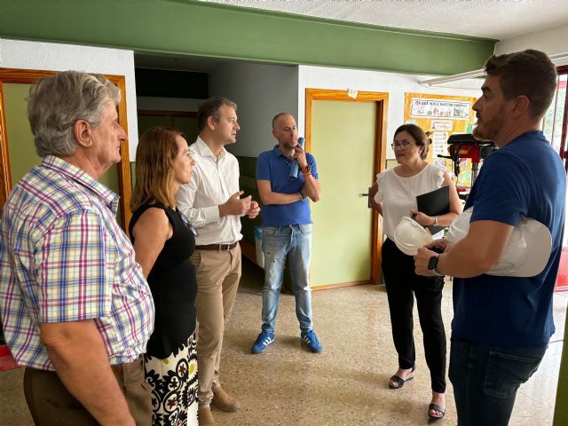 El Ayuntamiento de Murcia sustituye el fibrocemento por placas solares en 12 colegios públicos - 2, Foto 2