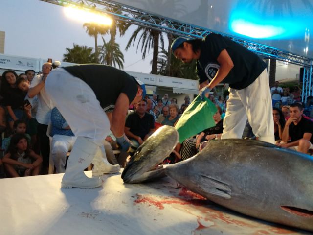 El Ronqueo de Atún rojo de 200 kilos en directo fue el espectáculo gastronómico del día - 2, Foto 2