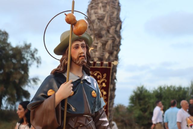 El Mojón celebra San Roque con procesión y misa de campaña - 2, Foto 2