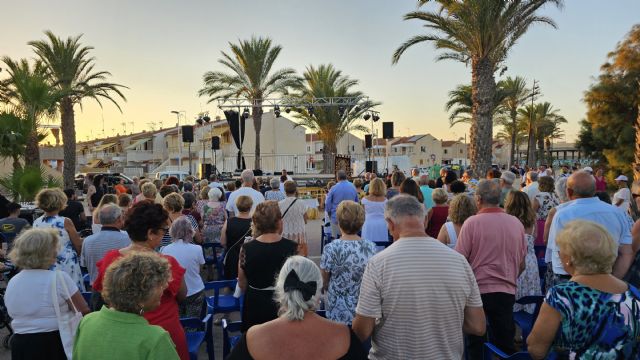 Los vecinos de El Mojón celebraron San Roque una procesión y misa de campaña - 2, Foto 2