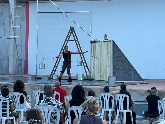 La temporada escénica comienza con tres espectáculos teatrales de calle en el Auditorio Parque Fofó - 1, Foto 1