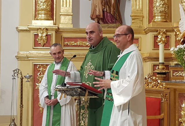 El nuevo párroco de la iglesia de La Salceda comienza su servicio en el municipio - 1, Foto 1