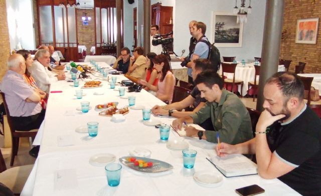 Nieto destaca la gran oferta gastronómica de Cartagena en el cierre de “El Barrio de San Roque” - 5, Foto 5