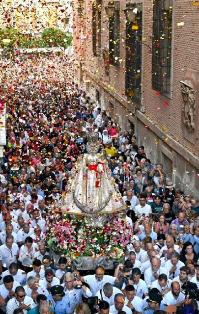 Culmina la Feria de Murcia en un día histórico con la Romería de la Virgen de la Fuensanta, una de las más multitudinarias que se recuerdan - 1, Foto 1