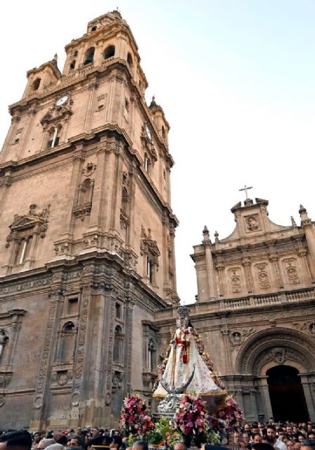 Culmina la Feria de Murcia en un día histórico con la Romería de la Virgen de la Fuensanta, una de las más multitudinarias que se recuerdan - 2, Foto 2