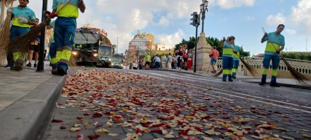 Culmina la Feria de Murcia en un día histórico con la Romería de la Virgen de la Fuensanta, una de las más multitudinarias que se recuerdan - 3, Foto 3