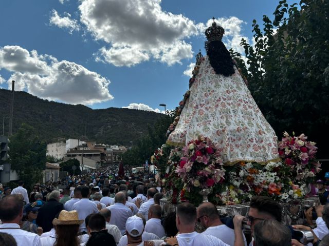 Culmina la Feria de Murcia en un día histórico con la Romería de la Virgen de la Fuensanta, una de las más multitudinarias que se recuerdan - 4, Foto 4