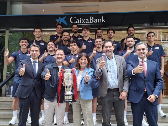 CaixaBank recibe a ElPozo Murcia F.S. tras la conquista de la Supercopa de España 2026 CaixaBank recibe a ElPozo Murcia F.S. tras la conquista de la Supercopa de España 2026