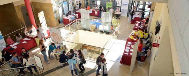 La Feria de Servicios de la UMU muestra el camino Hacia una Universidad más sostenible - 1, Foto 1