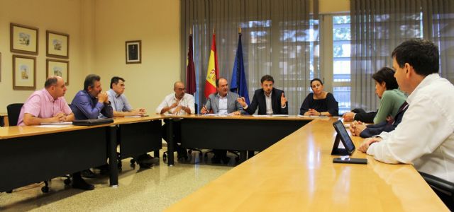 La Comunidad estudia posibles líneas de financiación para el sector agrario y agroalimentario - 1, Foto 1