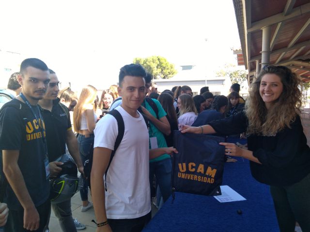 UCAM Cartagena fomenta el trabajo en equipo de sus alumnos con un Hall Escape en su Bienvenida Universitaria - 1, Foto 1