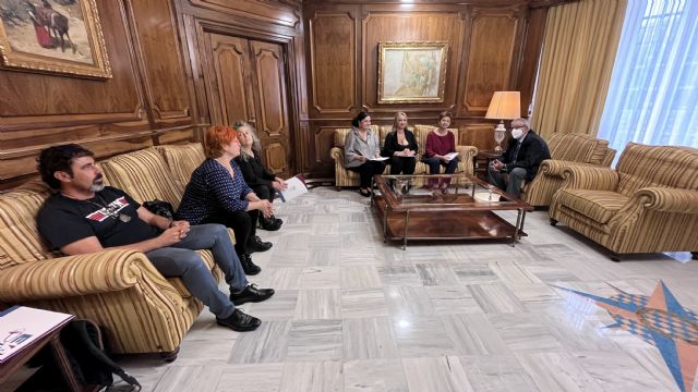 La EAPN-RM demanda en la Asamblea Regional medidas para paliar los efectos de la pobreza en la ciudadanía - 2, Foto 2