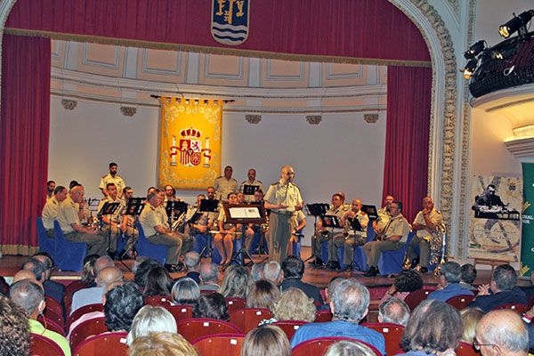 En el Salón de Acto de Capitanía General, de Sevilla, se presentó el Concierto de presentación del CD de López Farfán - 1, Foto 1