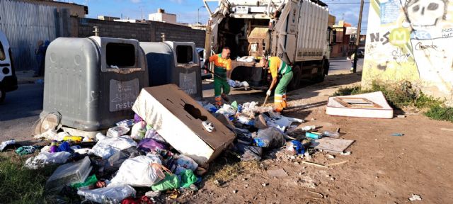 Desde el Ayuntamiento realizan un llamamiento para evitar los depósitos de enseres y las escombreras ilegales - 1, Foto 1