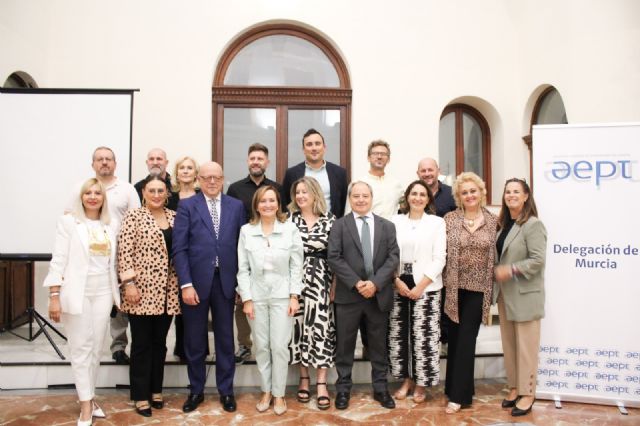 La Comunidad respalda la presentación de la delegación regional de la Asociación Española de Profesionales del Turismo - 1, Foto 1