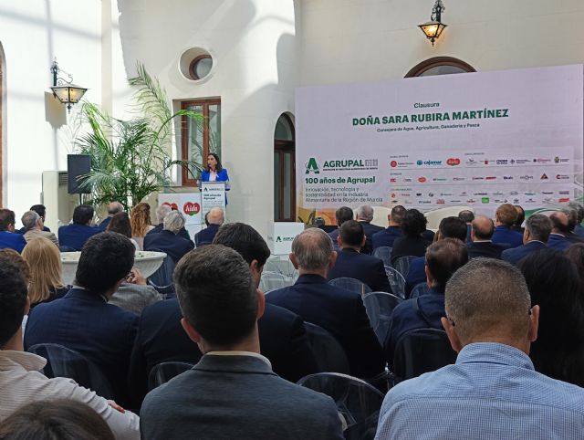 La consejera de Agricultura clausura la jornada del centenario de Agrupal y destaca el espíritu de superación y entrega de la industria alimentaria - 1, Foto 1