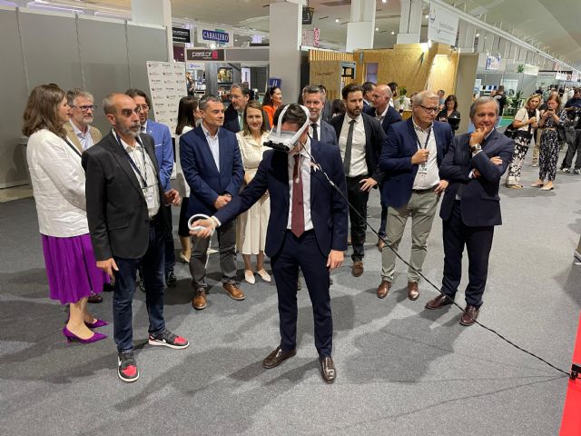 Una 'app' para atraer trabajadores, unas gafas 3D y un exoesqueleto para reducir esfuerzo en la obra, protagonistas de la Feria de la Construcción - 1, Foto 1