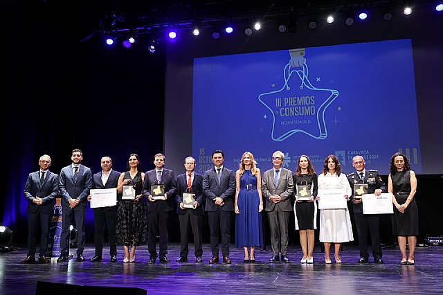 La Oficina del Consumidor del Ayuntamiento de Caravaca recibe el Premio de Consumo de la Región de Murcia - 1, Foto 1