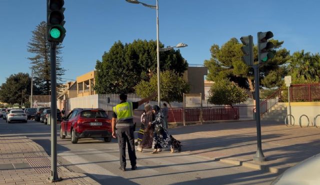 La Policía Local de Lorca realiza más de un centenar de controles preventivos y detiene a 7 personas durante la última semana La Policía Local de Lorca realiza más de un centenar de controles preventivos y detiene a 7 personas durante la última semana