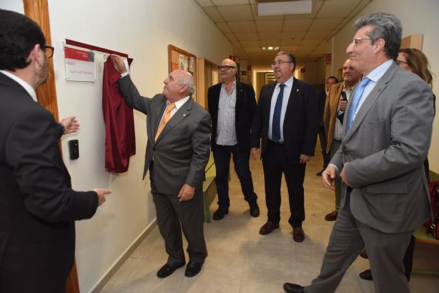 La Facultad de Veterinaria de la UMU homenajea al profesor Luis León Vizcaíno por su jubilación - 4, Foto 4