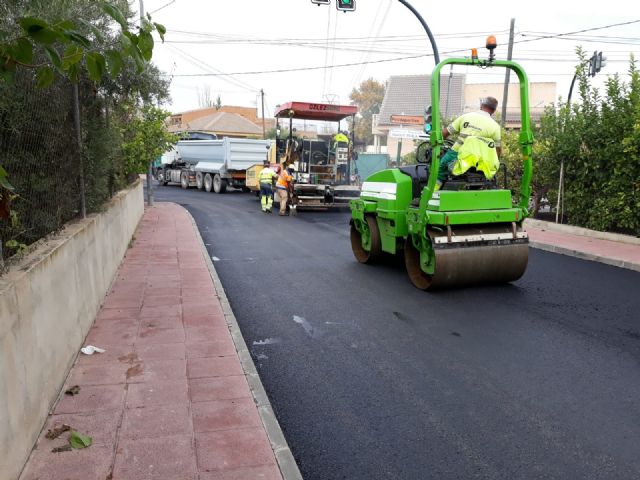 Fomento repone el firme de la vía que la pedanía de Rincón de Seca con la carretera de Alcantarilla - 1, Foto 1