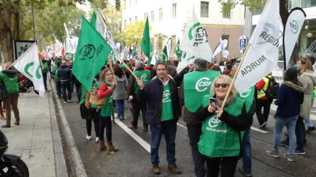 Delegados sindicales de CSIF de la Región de Murcia participan en Madrid en la protesta contra la reforma de la LOPJ - 2, Foto 2