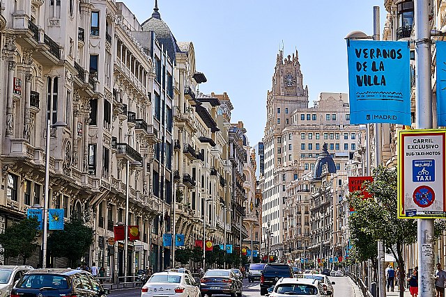 Workation: Madrid vence a Barcelona como mejor destino para trabajar a distancia - 1, Foto 1