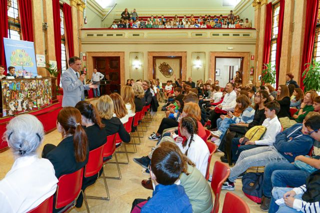 Los menores toman el Salón de Plenos para pedir una Murcia más inclusiva e igualitaria - 2, Foto 2