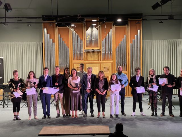 Educación celebra el acto de entrega de los Premios Extraordinarios de Enseñanzas Artísticas - 1, Foto 1