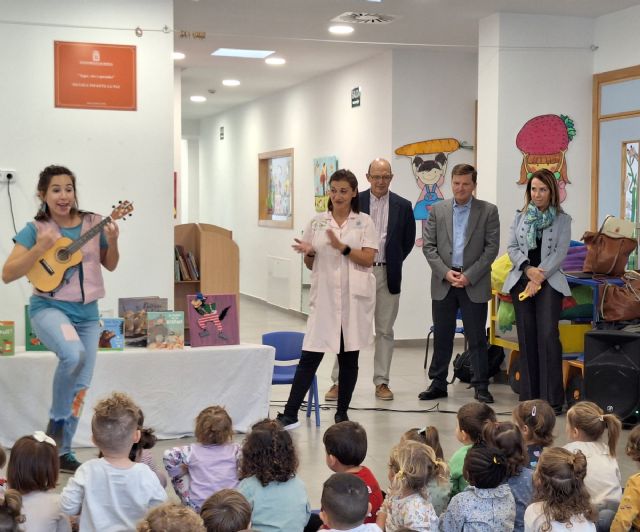 El Ayuntamiento de Murcia apuesta por segundo año consecutivo por el teatro en inglés en sus Escuelas Infantiles Municipales - 1, Foto 1