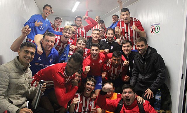 El Olímpico aplasta al Molinense con una exhibición de goles y vuelve a puestos de playoff, Foto 1