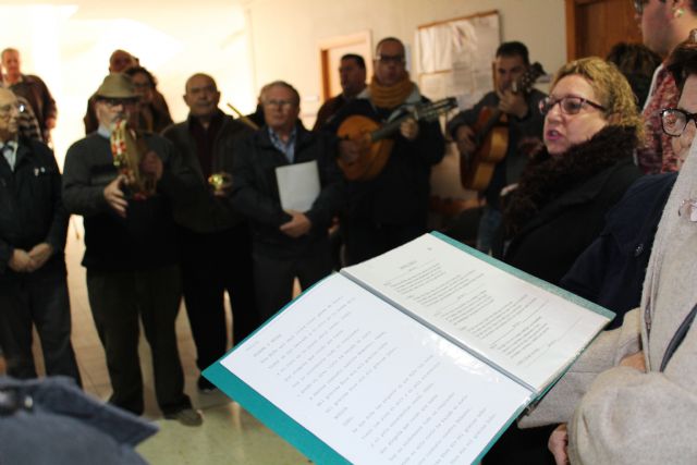 Inauguración del Belén de Jesús Abandonado con la participación de la peña huertana El Apio - 2, Foto 2