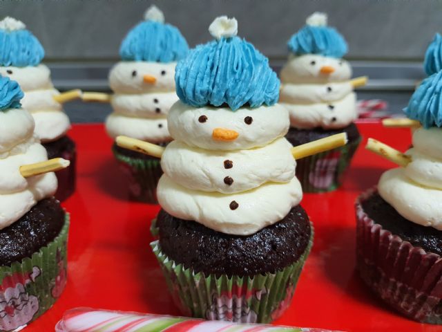 Receta: ¡Triunfarás con estos deliciosos cupcakes del muñeco de nieve! - 3, Foto 3