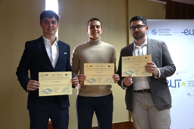 Navantia premia a tres estudiantes de la UPCT por diseñar sumergibles y sistemas de detección sonar - 1, Foto 1