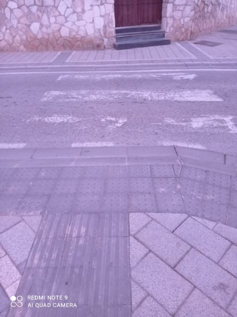 La señalización horizontal de muchas vías públicas de la ciudad Lorca está muy deteriorada - 3, Foto 3