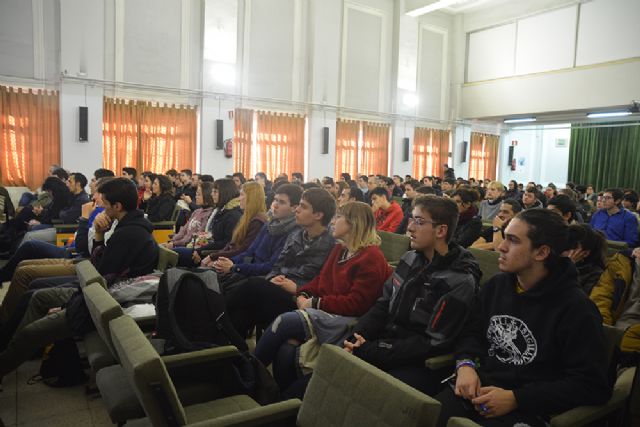 Más de 200 alumnos de la Región compiten en Cartagena en la LV edición de la Olimpiada Matemática - 1, Foto 1