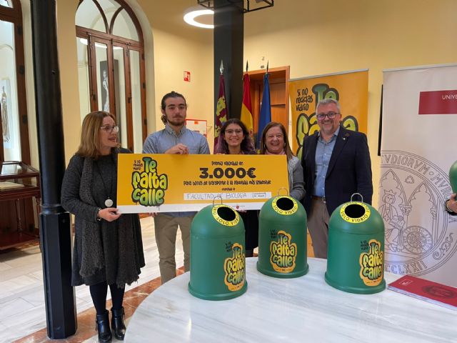 Los estudiantes de la Universidad de Murcia, ganadores del reto de Ecovidrio en la Región de Murcia “Te falta calle” - 3, Foto 3