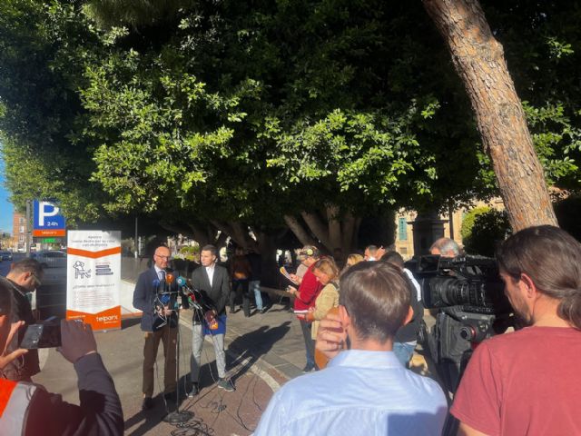 El Ayuntamiento habilita el acceso al parking de la Glorieta por la pasarela Miguel Caballero - 2, Foto 2