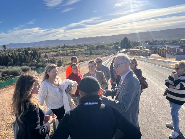 Abren al tráfico los dos puentes construidos en Sangonera la Seca por las obras del AVE - 2, Foto 2