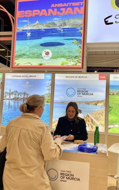 La Región se promociona en la feria Matka, de Helsinki, como destino preferente para disfrutar de actividades al aire libre, de aventura, golf y gastronomía durante todo el año - 1, Foto 1