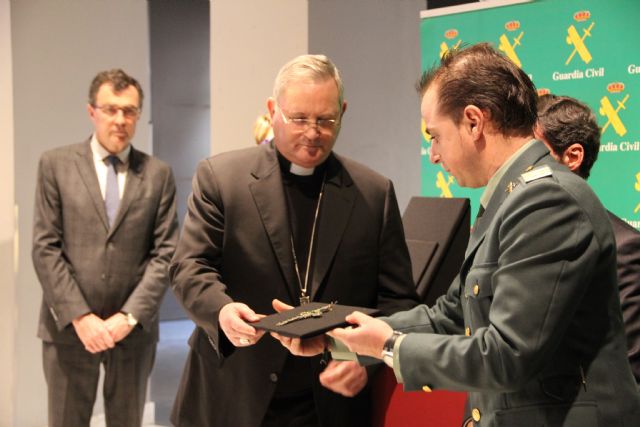 El ‘Pectoral de Belluga’ y un collar vuelven a la Catedral tras el robo de 1977 - 1, Foto 1