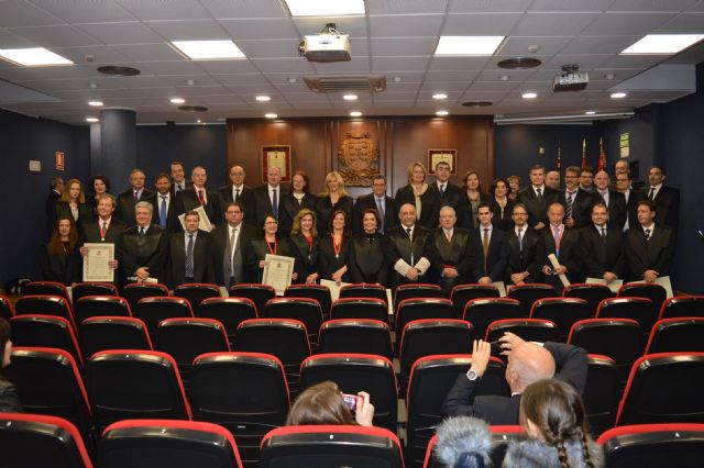 El Colegio de Abogados culmina los actos de sus fiestas patronales con la entrega de medallas a colegiados y del premio San Raimundo Peñafort - 1, Foto 1