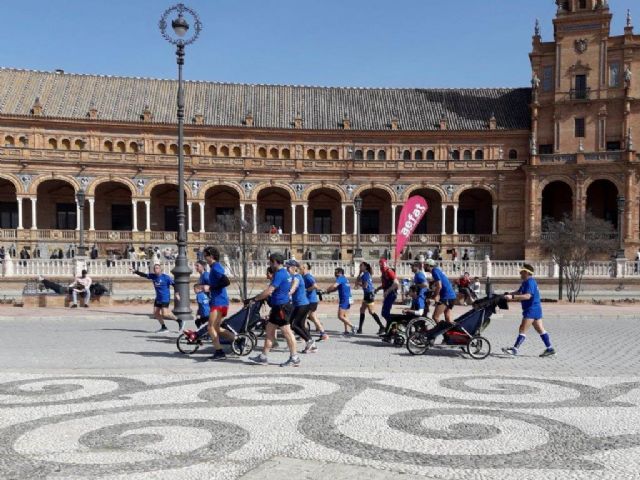 El Equipo Zurich AT participó en el Maratón de Sevilla para buscar una cura para la ataxia telangiectasia - 4, Foto 4