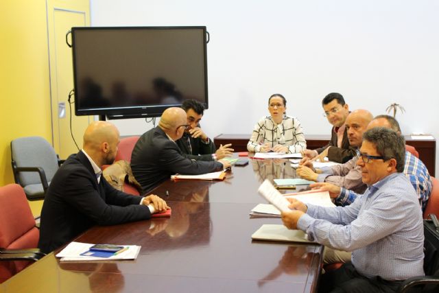 Cs expone en la Mesa de Empleo su propuesta para celebrar el ciclo de conferencias sobre la zona de actividades logísticas - 1, Foto 1