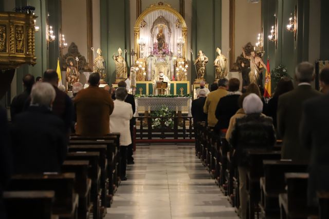 “Sois misioneros transmitiendo la fe a los sencillos”, el Obispo Auxiliar a los cofrades - 3, Foto 3