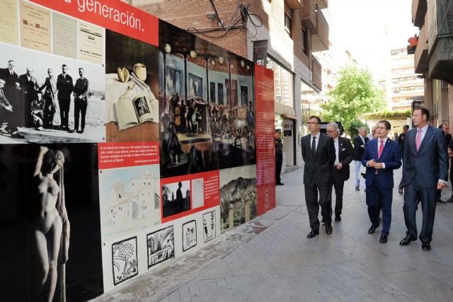 El mural ´La Murcia de los años 20´, antesala del Museo Ramón Gaya - 1, Foto 1