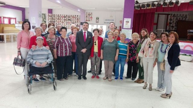 El Club de mayores de la barriada Virgen de la Caridad continúa su ambiente festivo con una jornada de convivencia - 1, Foto 1