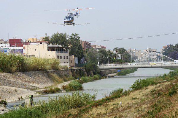 HUERMUR pregunta a Medio Ambiente si las fumigaciones del Río Segura mediante helicóptero se ajustan a la legislación ambiental - 2, Foto 2