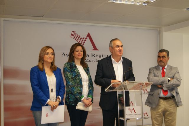 El PSOE saca adelante la propuesta  para que se elabore un mapa escolar de la Región para planificar la red de centros - 1, Foto 1